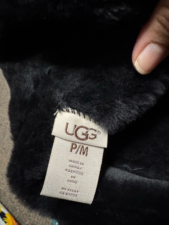 UGG Black Faux-Fur Bucket Hat main image 5